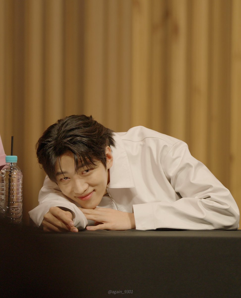 240419
애교가 꽉 껴요 💜