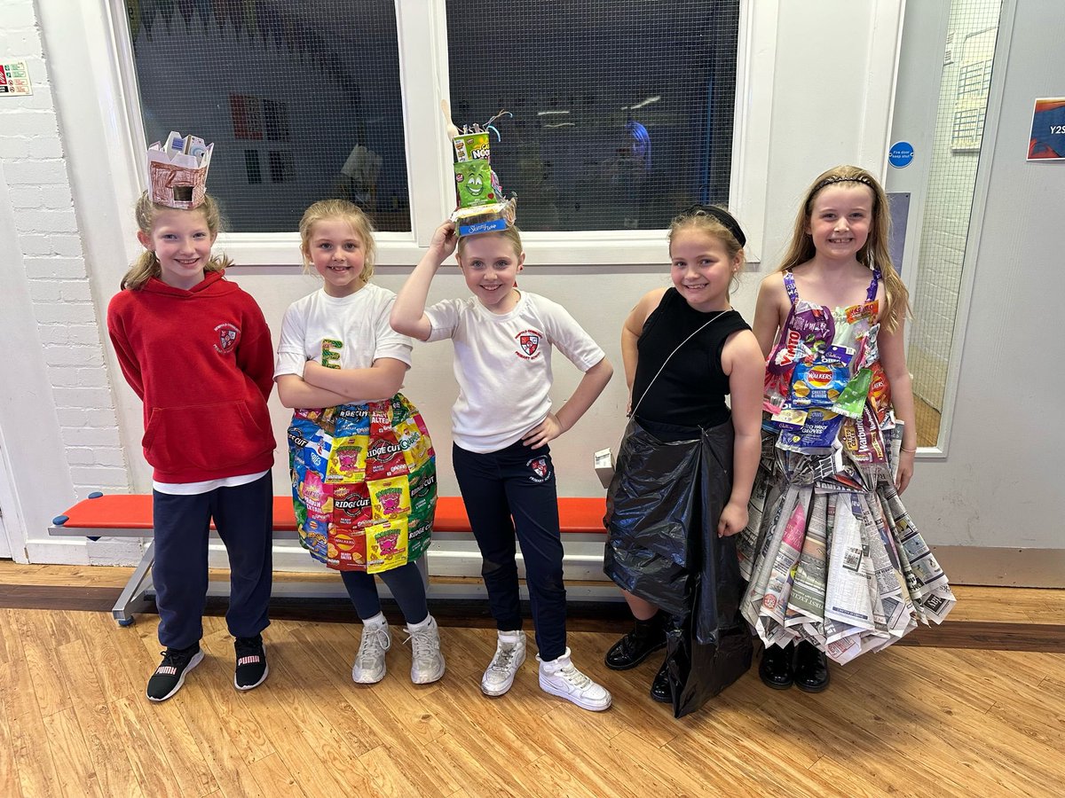 What a fantastic trashion show this afternoon! All of the entries were amazing. Here are our year 4 trashion experts 🤩 #NewfoldSTEM
