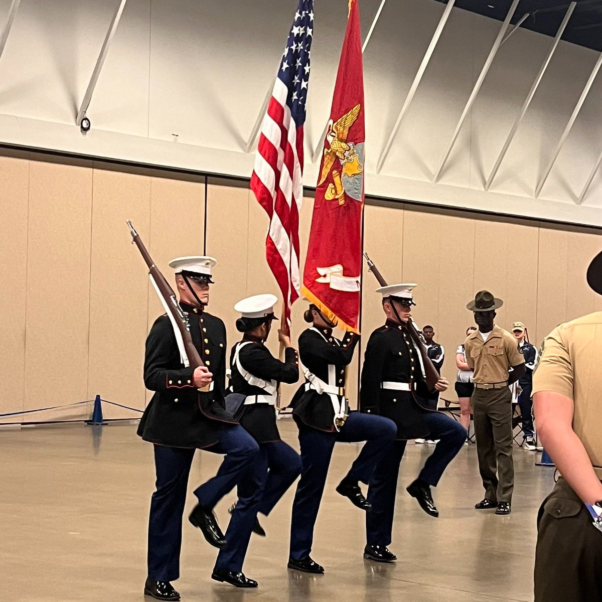 It's Feel Good Friday in @TomballISD! @TISDTMHS @TMHS_MCJROTC Builds on Championship Culture with 2nd Place Finish at National Drill Competition #DestinationExcellence Read more: tomballisd.net/about-tisd/dep…