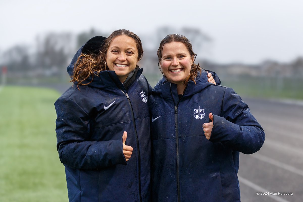 AlanHerzberg's tweet photo. Rain, wind, and temperature will never keep me from shooting a @BCgirlssoccer match (and believe me, yesterday that was tested). Always a joy. https://t.co/YYDwivhqoE