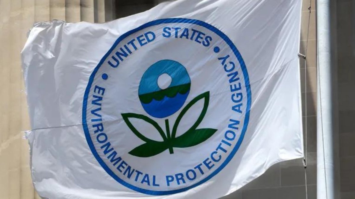 EPA declares 2 forever chemicals are 'hazardous,' putting polluters on the hook for cleanup trib.al/xebZpRh