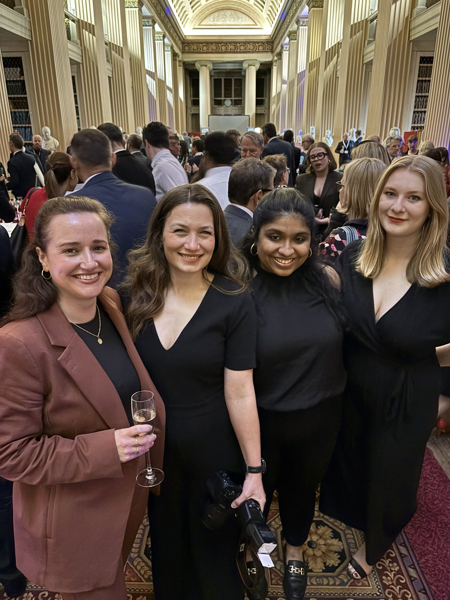 #ELFAEdinburgh2024 conference dinner with the wonderful @VRuizAbouNigm @AnaMDaza @epbarlow What a gathering! Huge kudos to our tireless team and all of the colleagues who came to @UoELawSchool to discuss the future of global legal education.