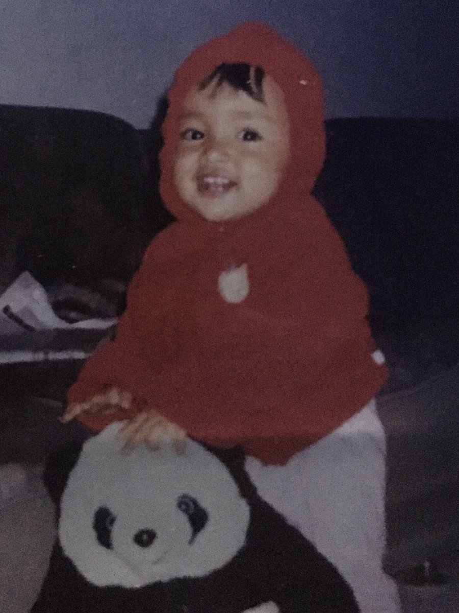 xbigone1's tweet photo. @leeheesang_ the last photo when i was in kindergarten😅😅 https://t.co/KfKw4MoICd