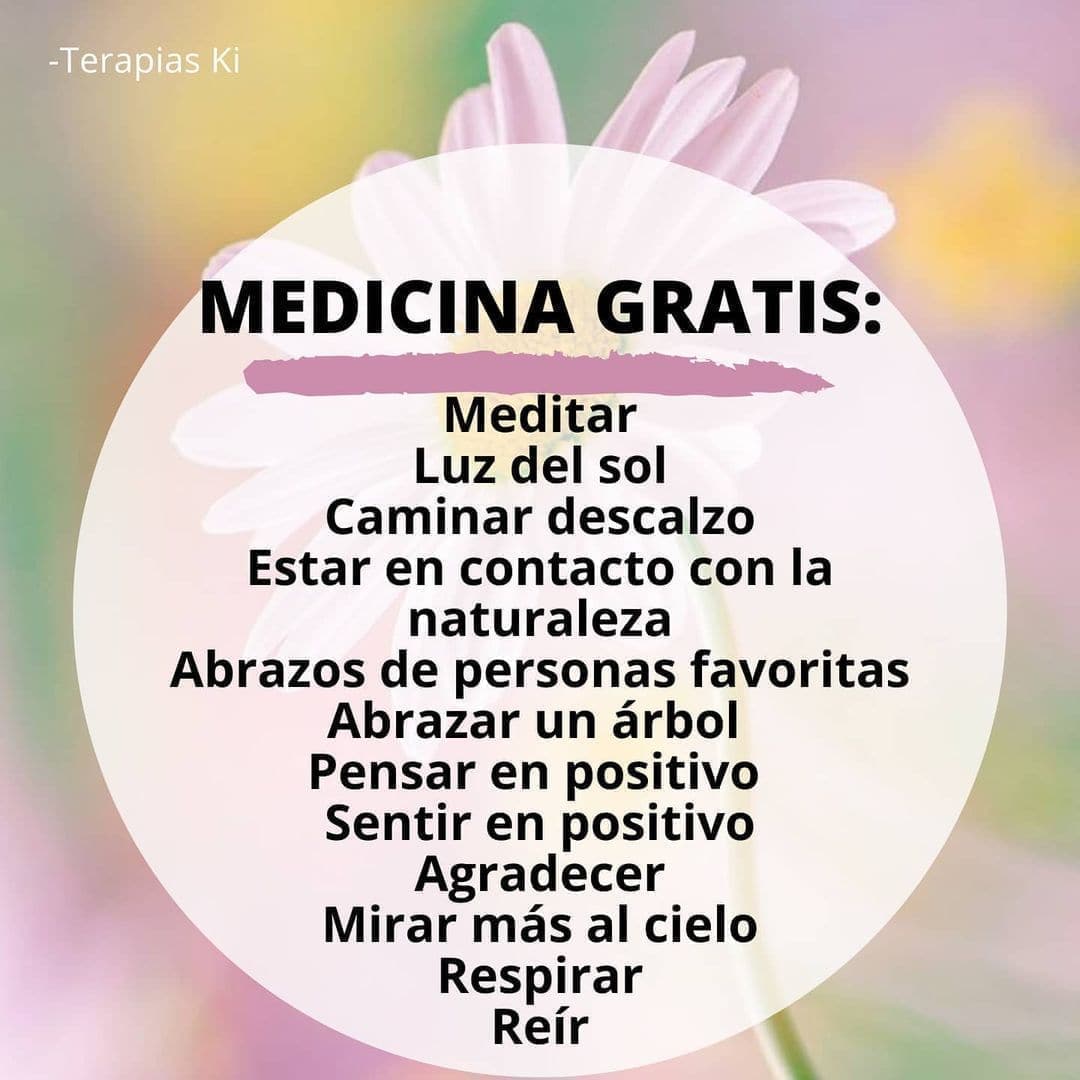 La mejor medicina está dentro de nosotros o junto a nosotros, sólo hay que saber reconocerla y utilizarla.
⚘
#BuenosDias 
#BuenViernes 
#FelizFinde 
#FelizViernesATodos 
#FelizViernes 
#SaludEmocional 
#PazInterior 
#Chakras
