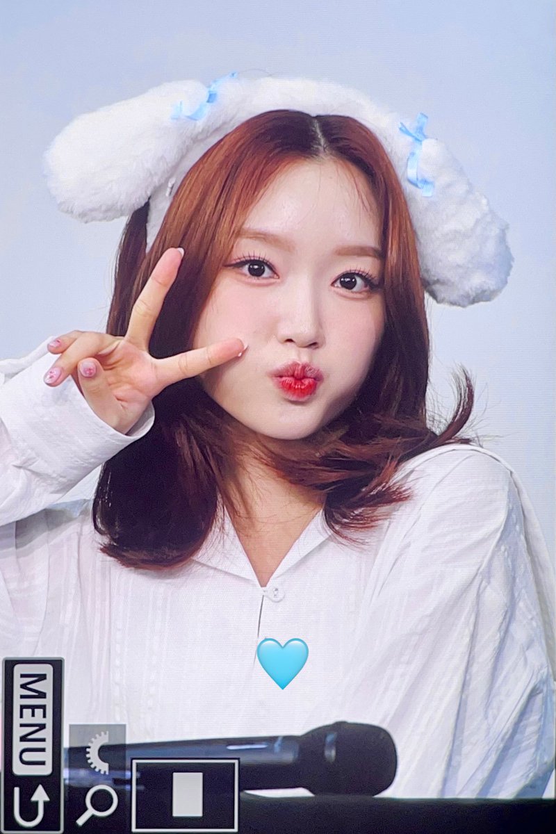 240419 오늘 완전 시나모롤🩵🐶 #루셈블 #Loossemble #고원 #GoWon