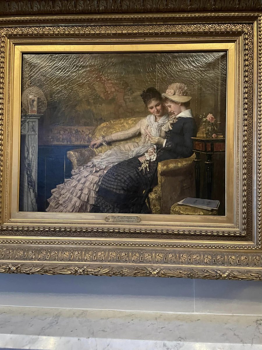 So, this is what 5am looks like 😳 Up bright and early at <a href="/LyndhurstNY/">Lyndhurst</a> with <a href="/LisaLaRocca12/">Lisa LaRocca</a> for the In Bloom Flower Show prep! 💐 Get ready for breathtaking flower installations, captivating art, book talks, a vibrant flower market, and a charming pop-up cafe. 🌸