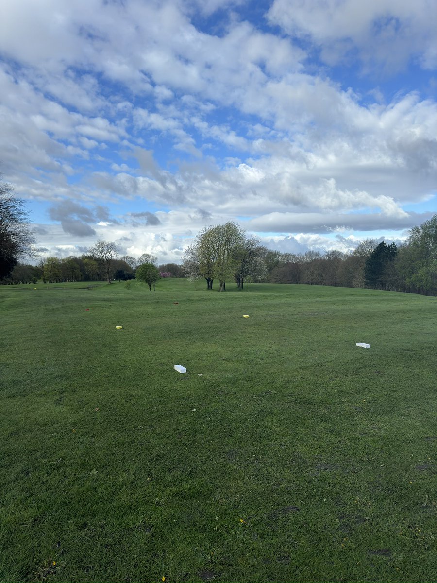 Forecast is looking dry for the weekend, plenty tee times available if you fancy a game! #linkgolfuk ⛳️🏌️‍♂️ For more info please call on 01706 649801 or book online here 👇 visitors.brsgolf.com/marland#//1