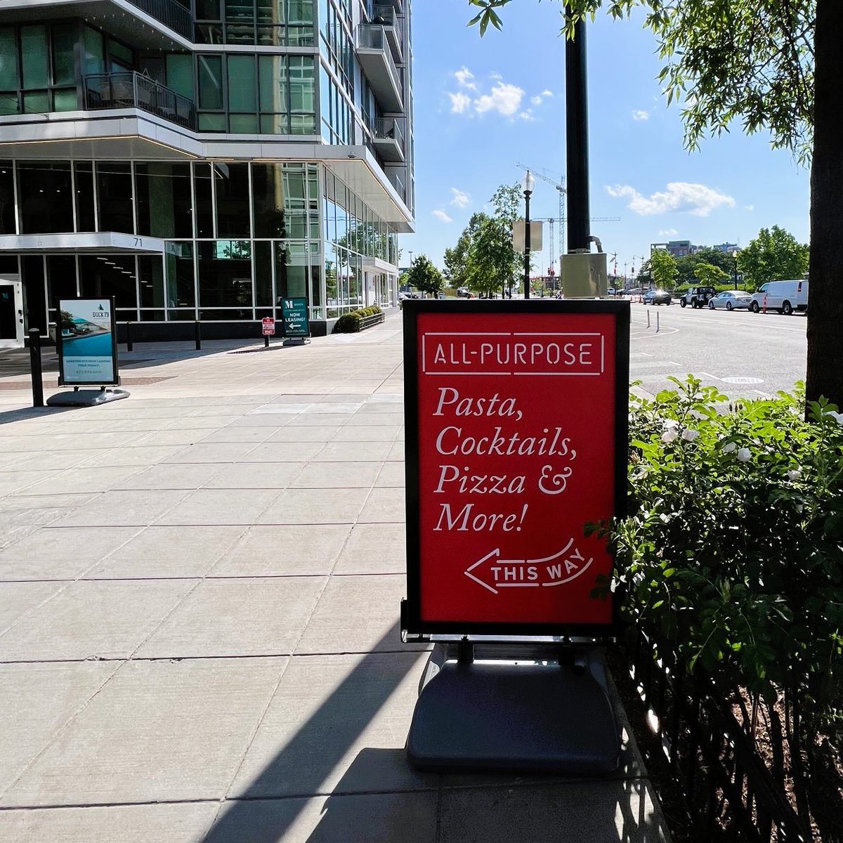 Divadisplaysinc's tweet image. Experience the power of WindPro Windmaster for your outdoor advertising needs. Contact us at 301-798-2717 or visit divadisplays.com to learn more.

#WindPro #Windmaster #OutdoorAdvertising #DoubleSidedGraphics #DurableDesign #DivaDisplays