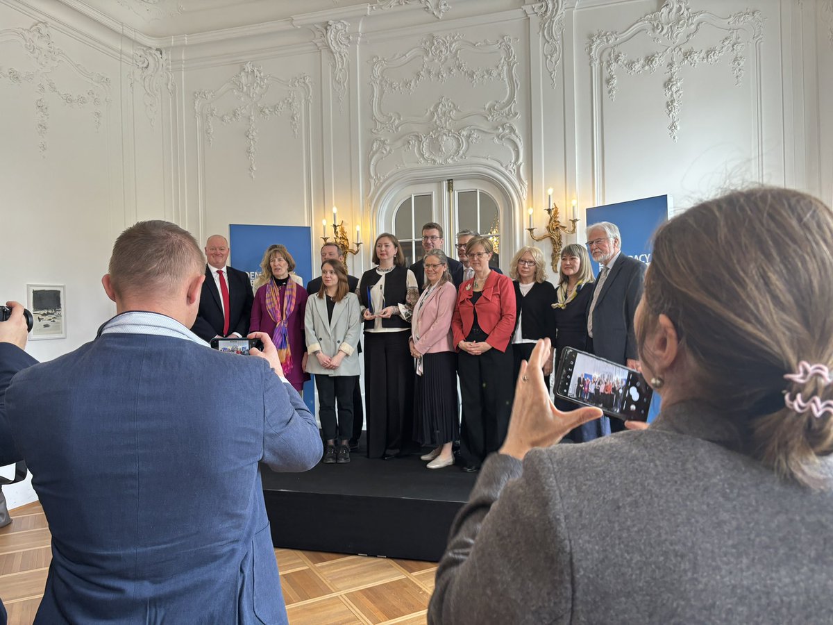 KatrinaKaktina's tweet image. “Do not be afraid of death, be afraid of a useless life”, 

we hear a Crimean Tatar Proverb at #DemocracyDefender Award ceremony today in Vienna when discussing about political prisoners in Russia, Belarus,Russian occupied Crimea and elsewhere, and being called to a bold action.