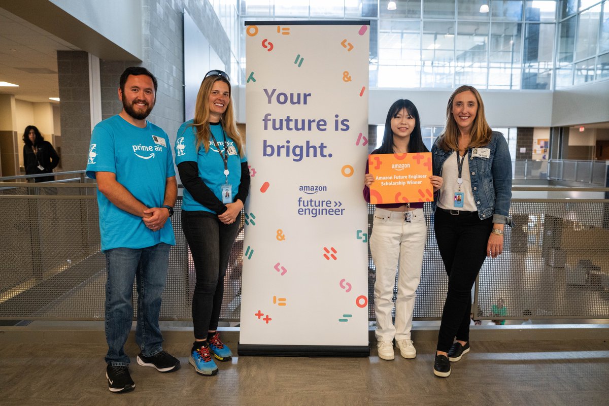 CSISD's tweet photo. Yesterday, CSHS senior Cynthia Zhao was surprised with the Amazon Future Engineer Scholarship – giving her with up to $40,000 to pursue a degree related to STEAM at the college or university of her choice!🎉 Congrats, Cynthia! #SuccessCSISD

Read more👇
https://t.co/Gw7tLhoIkK https://t.co/JfpJpvDR4q