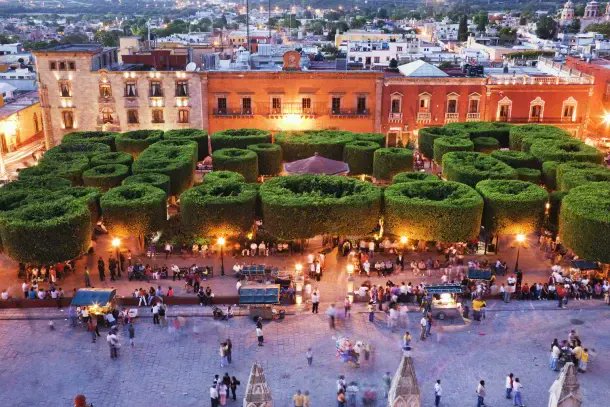Guanajuato, a vibrant mountain town in Mexico, enchants visitors with its colorful streets, historic churches, and lively festivals, drawing millions annually to its rich cultural tapestry.
#hambaumhlabatravel #explore #traveltheworld #exoticdestinations #placesofinterest