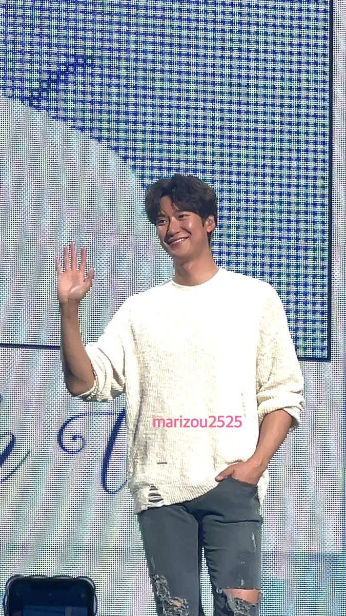 maritoy2525's tweet photo. 20240419

「2024 NA IN WOO Japan 1st Fan Meeting」

ナイヌ氏のペンミ行ってきた😊
緊張しながらも全力で歌やギターにダンス、さらにゲームでたくさん楽しませてくれた。改めてナイヌ氏のあったかい人柄確認！！
お見送りがハイタに変わっていて会話できたのも最高💓

#ナイヌ
#NAINWOO
#나인우 https://t.co/k3Xy4ZEwaF