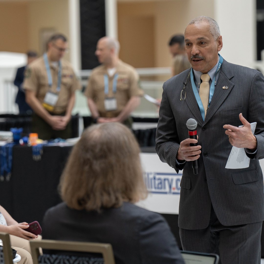 A look back at @seaairspace Day 1: Prioritizing the Culture of Service, What Lessons Can be Taught from Military Service?

#MaritimePower #NavyLeague