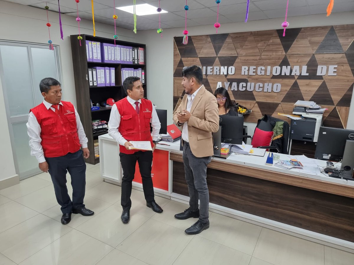 ContraloriaPeru's tweet photo. #LoÚltimo 🚨 Iniciamos intervención simultánea de control en sedes de los GORE #Ayacucho y #Cusco para recopilar información relacionada a contratación de bienes, servicios, ejecución de obras, designación de cargos de confianza, en operativo simultáneo ante riesgos y denuncias. https://t.co/U2iZHzgWv1
