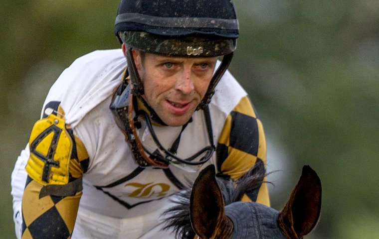 Across the pond Why hard-working expat Ben Curtis is dreaming of Kentucky Derby glory Interview with Britain’s former all-weather champ, thriving in his new environment and in line to ride Louisiana Derby runner-up Honor Marie in America’s greatest race bit.ly/4b3GsTw