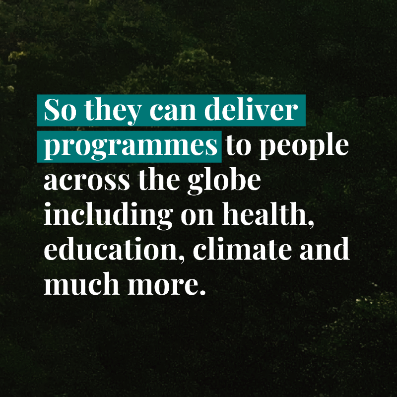 FCDOGovUK's tweet photo. We need a bigger @WorldBank to achieve the Sustainable Development Goals.  
  
£100 million of new UK funding announced this week will translate to £1 billion, to help low-income countries tackle poverty and urgent global challenges.