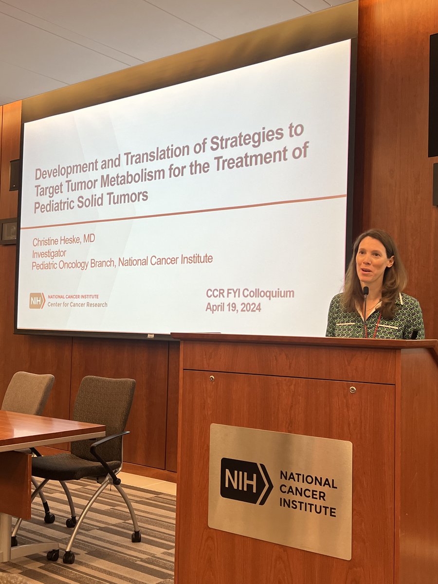 Dr. Heske presents her lab's work to develop novel therapeutics for pediatric #sarcomas this morning at @theNCI @NCIResearchCtr FYI Colloquium! Dr. Heske is an NIH Distinguished Scholar and clinician-scientists here in POB, and recently received an NCI Outstanding Mentor Award!