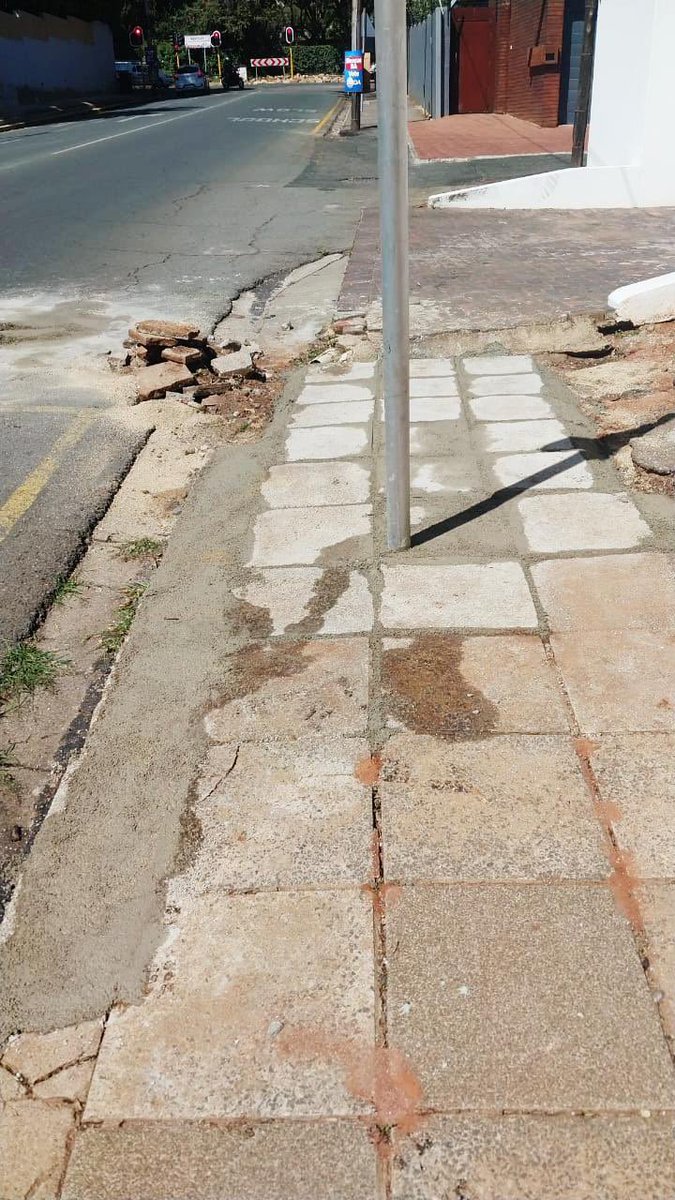 Spotted 📌 @MyJRA replacing paving on Wicklow and Kilkenny Avenue, ward 87 in Region B #OperationRestore