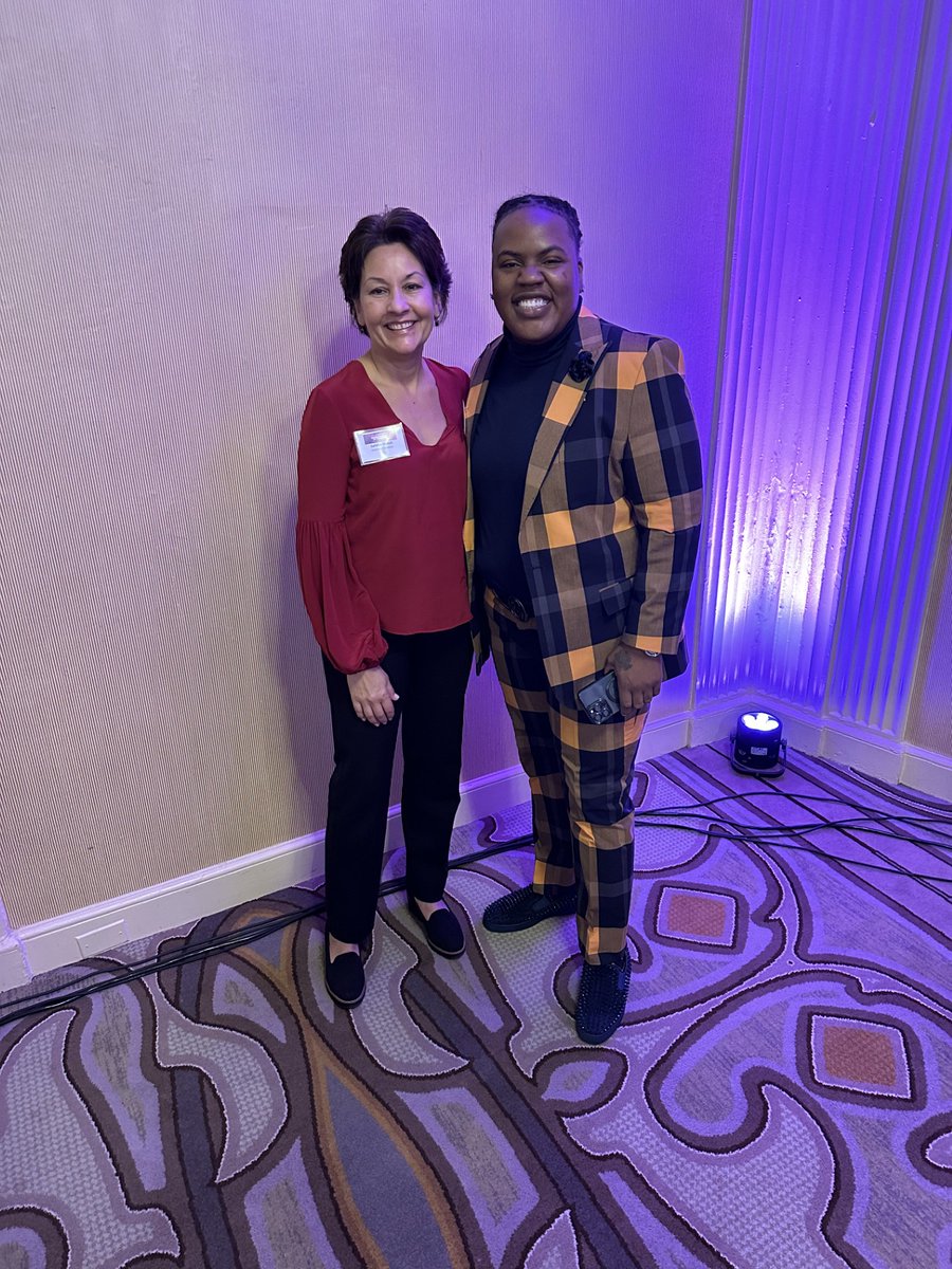Last week, our Vice President Saleha Walsh and Power Apps Developer Michelle Wade-Rodgers attended the @CWETalk 'Women Who Lift Up the World!' Gala Fundraiser and Celebration at the Omni Parker House.