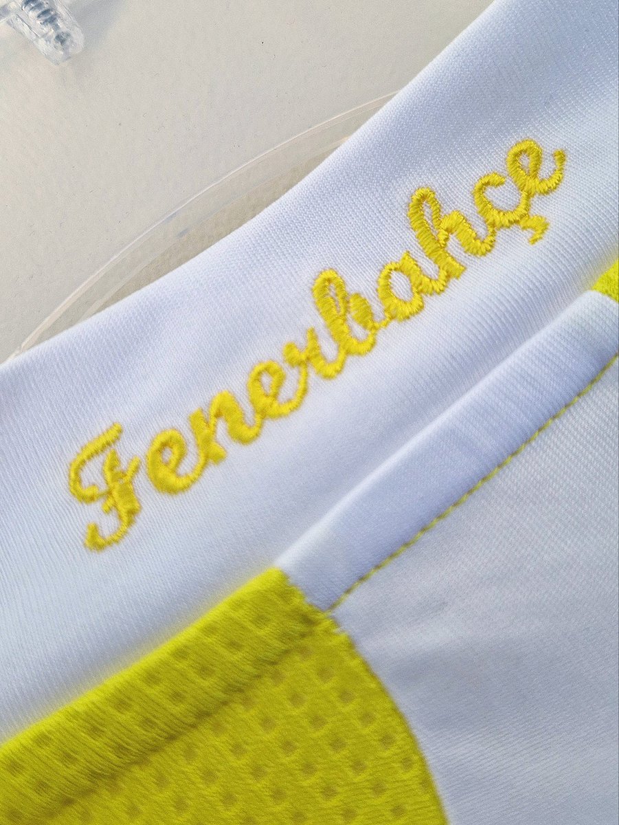 New addition; @Fenerbahce So pleased with this one, as I haven't seen too many for sale. Absolutely adore the yellow and white colour way, which were the original colours of the club kits, inspired by the daffodils found around the lighthouse on Fenerbahçe Cape.