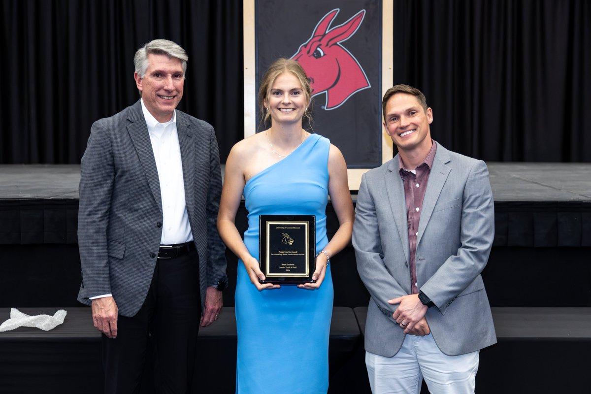 .<a href="/UCMTF/">UCM Track and Field</a>'s Kayla Goodwin and <a href="/Mules_Baseball/">Roll Stable</a>'s Brennen van Breusegen were named the 2023-24 UCM Senior Athletes of the Year Thursday evening at the annual UCM Athletic Banquet!

📝 | bit.ly/3JnEx02

#teamUCM