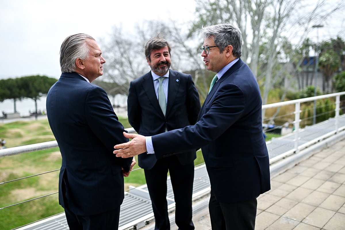 Oceano Azul Foundation welcomed H.E. Minister of Foreign Affairs and Worship of Costa Rica, @arnoldoandre, and Ambassador @GinaGGCR, Director General for Foreign Policy, to discuss the urgent need for multilateral ocean action 🌊 @presidenciacr