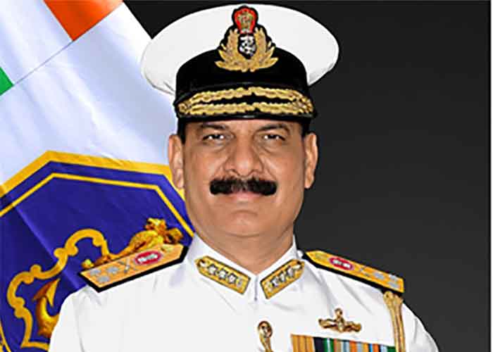 Vice-Admiral Dinesh Tripathi appointed next Navy Chief  yespunjab.com/?p=958286

#NewDelhi #ViceAdmiral #DineshTripathi #Chef #IndianNavy #HariKumar #VCNS #Yespunjab