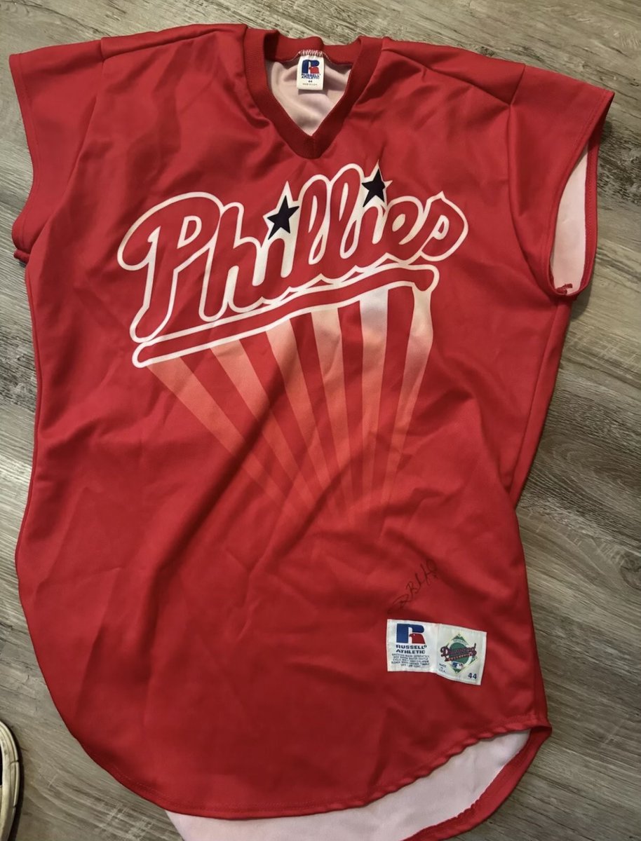 The next Phillies City Connect jersey should pay homage to the one-off 'Turn Ahead the Clock' uniform they wore in 1999. Casey from @RareVNTG just picked up this game worn Desi Relaford. So bad but so good. They could clean this up a little and make it better. How? Who knows.