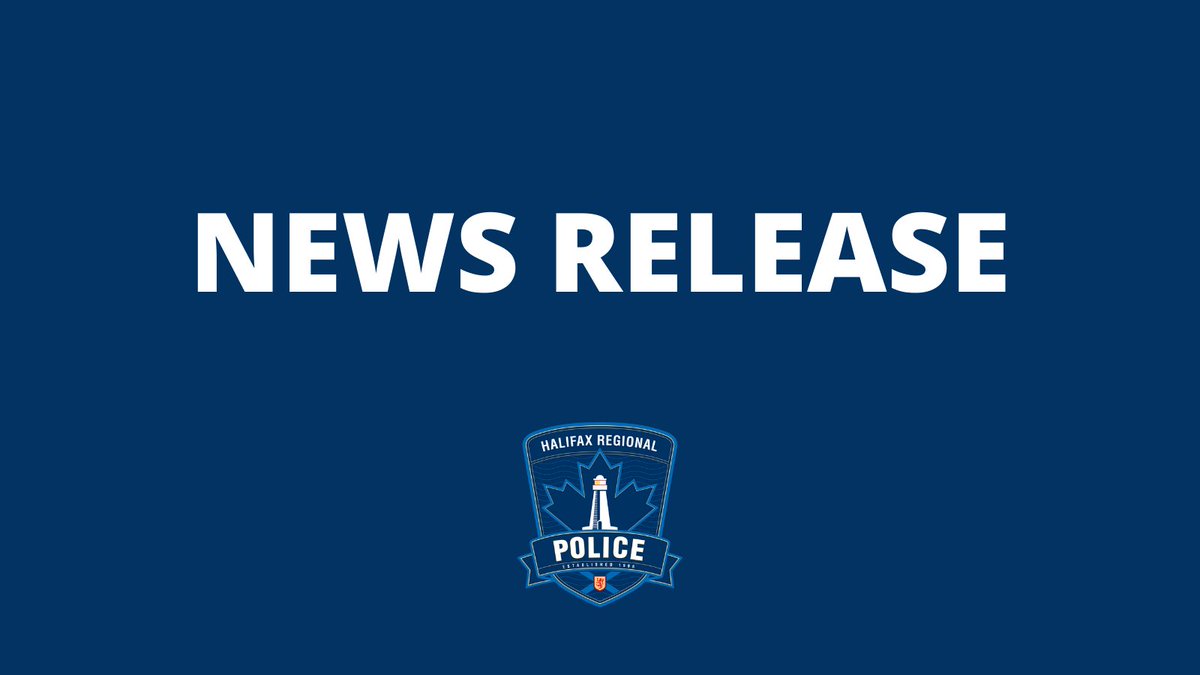 Police investigate robbery Halifax Regional Police is investigating a robbery that occurred in Halifax last night. At approximately 8 p.m. officers responded to a robbery that had just occurred near Hollis and South streets. A man, with what was believed to be a knife,…