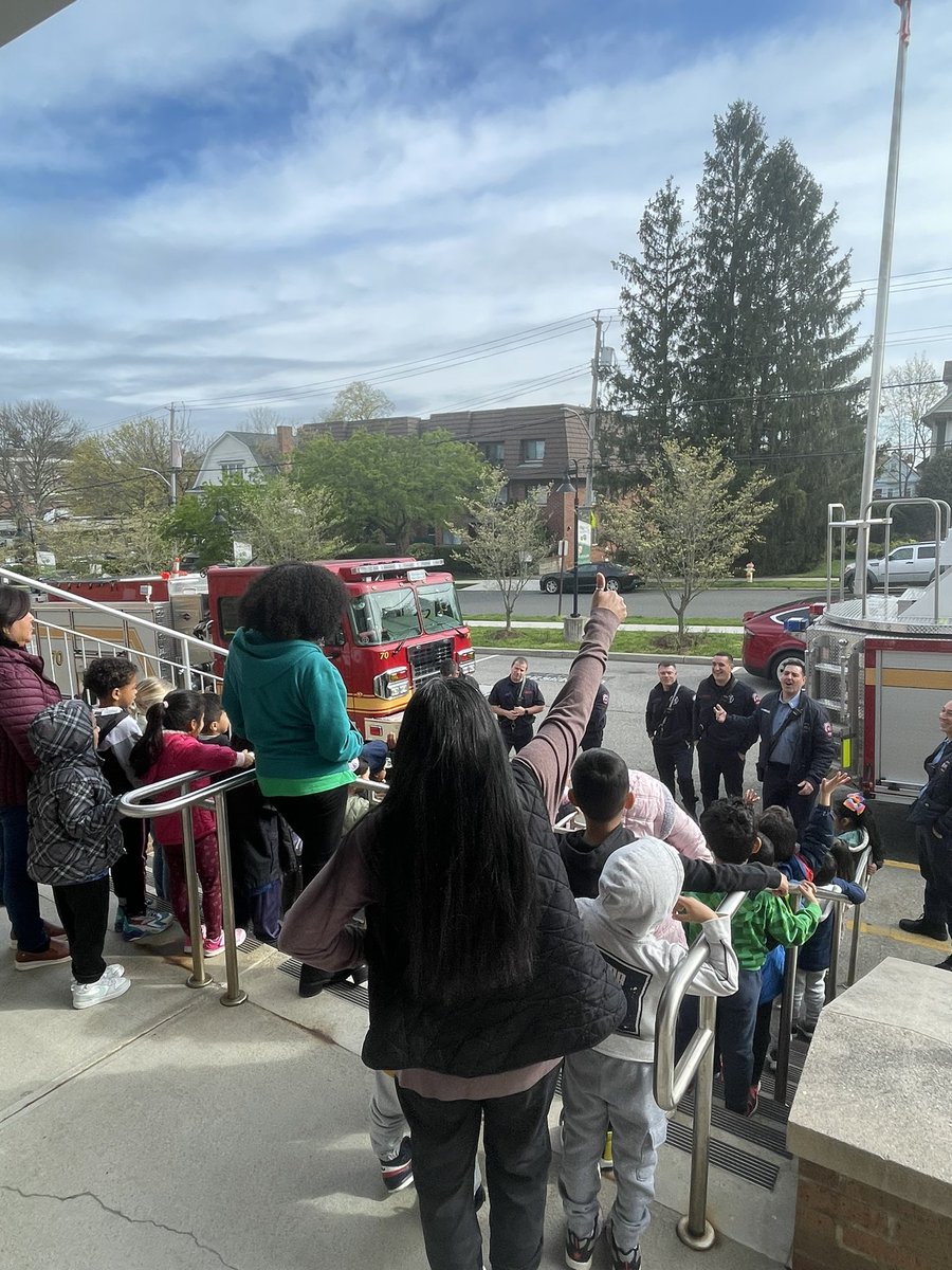 Today our  kindergartners @postroadschool had a special visit from our White Plains Fire Department! Today @postroadschool is College and Career Day, we are so thankful for our emergency responders! #wppproud #postroadstrong #firedept #letsgo #fieldtrip