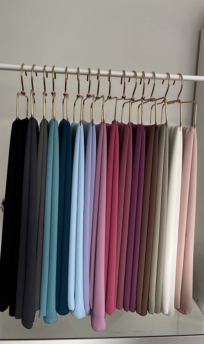 myhijabbe's tweet photo. Nvl-co = concours LETSGOOO 🎉🥳🥂🎊🎁🎈

Remporte l’une des sublimes abaya de la nouvelle co + un hijab au choix💅🏻🧕🏼

Conditions : FAV et RT 🕺

Après stv follow tu px tsais 🤭👀👀

Résultat dm avant la mise en ligne des nouveautés Insha’Allah <3

https://t.co/CQncxjd5fe 🌙🌷🤍 https://t.co/I2ptrMQJDj