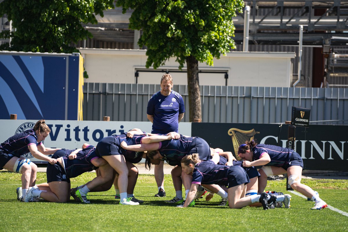 On pitch in Parma 📸 #AsOne