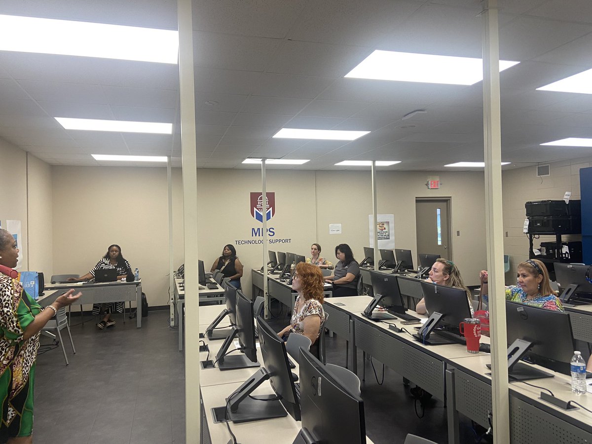 Providing the PD for our world language teachers in <a href="/MPSAL/">Montgomery Public Schools</a> we are creating and making some great things happening. Improving engagement and instruction <a href="/SuptMJBrown/">Melvin J. Brown, Ed.D.</a>