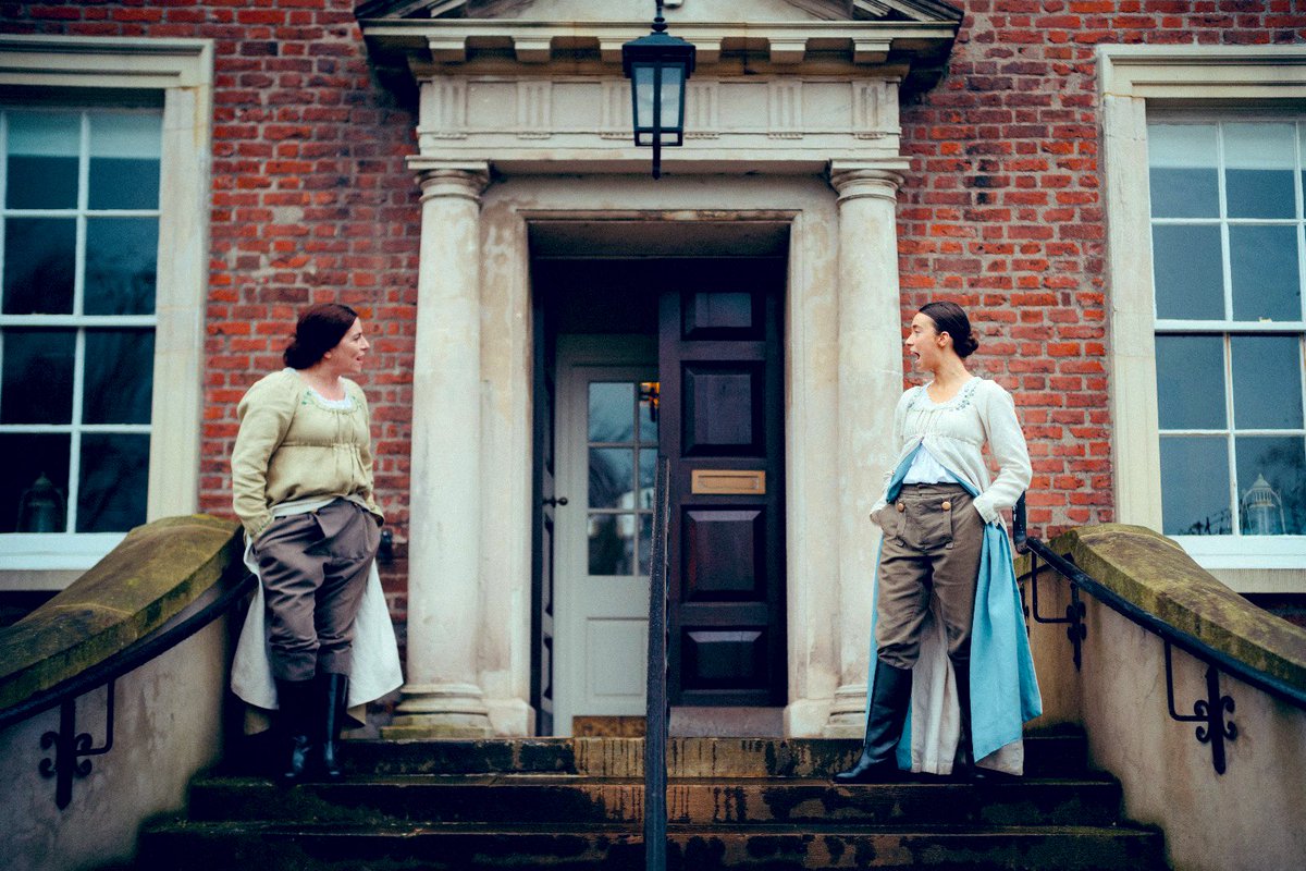 There are very limited tickets available for the 4 performances of ‘Mary Ann, the forgotten sister’ this weekend (11am & 2.30pm Saturday/Sunday) …….and dare we say it, the weather looks okay 😱 so get booking visitbelfast.ticketsolve.com/ticketbooth/sh… Audiences are loving it!
