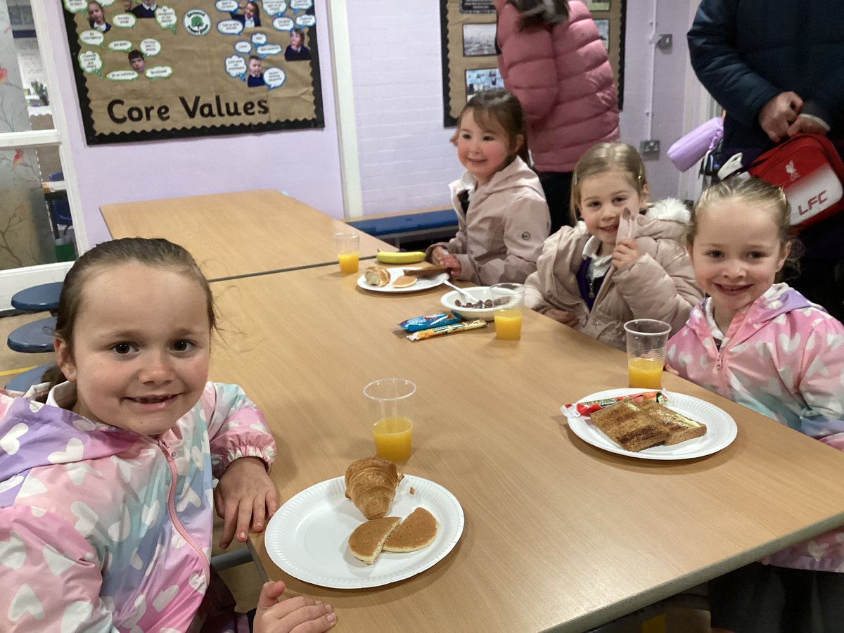 Wow, what a fantastic Bike It Breakfast @GarswoodPrimary hosted this morning! A book sale and a visit from our local police to mark our bikes thrown in for good measure.