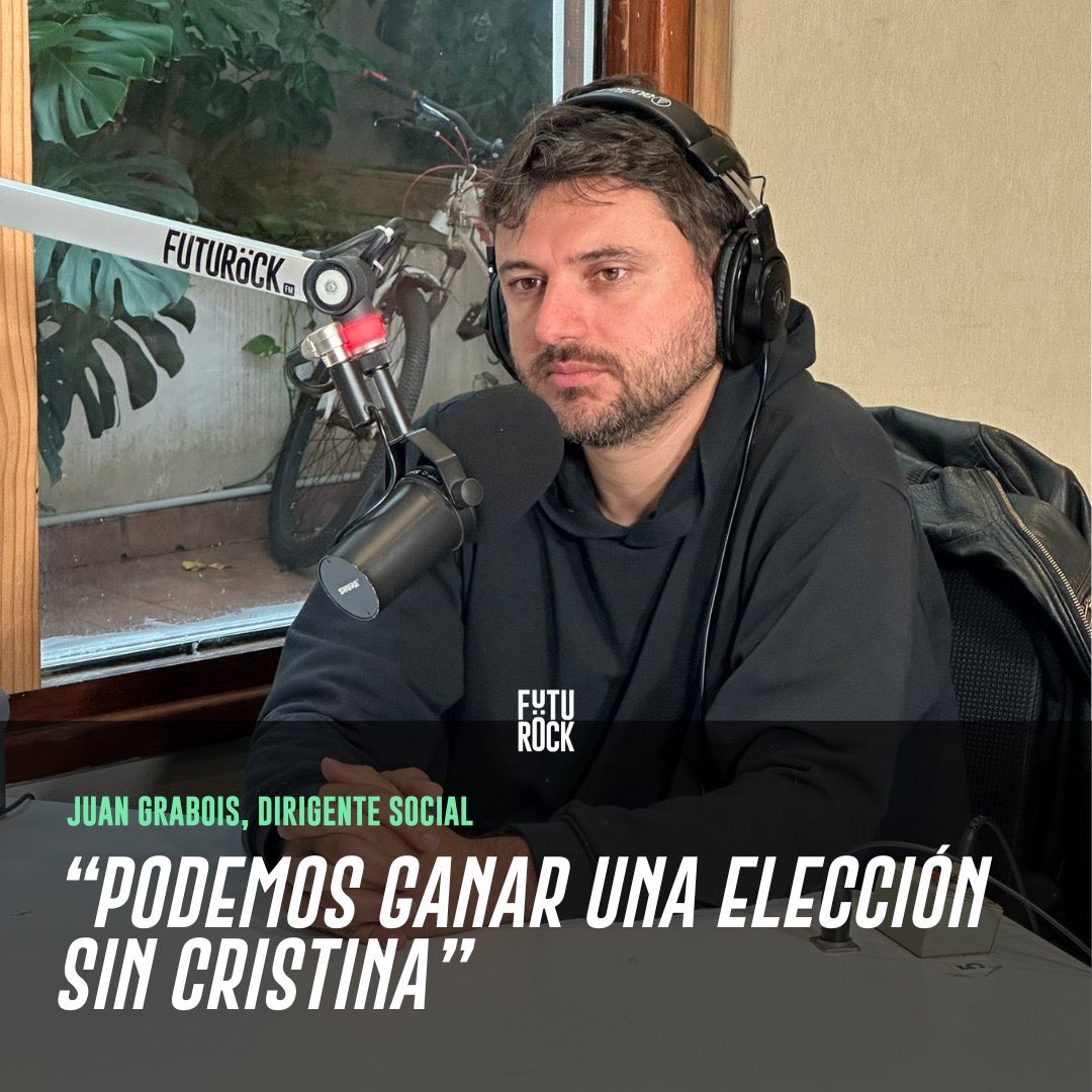 Lupo55's tweet photo. Como lo hicieron Macri y Milei.  Cuando CFK no apareció, la coalición opositora pudo ganar.   Cuando decide competir, ella gana o (2017) prepara condiciones (políticas y electorales) del triunfo posterior. Si, se puede ganar sin Cristina, es más, sólo se puede ganar sin Cristina. https://t.co/2oGkZWfEcU