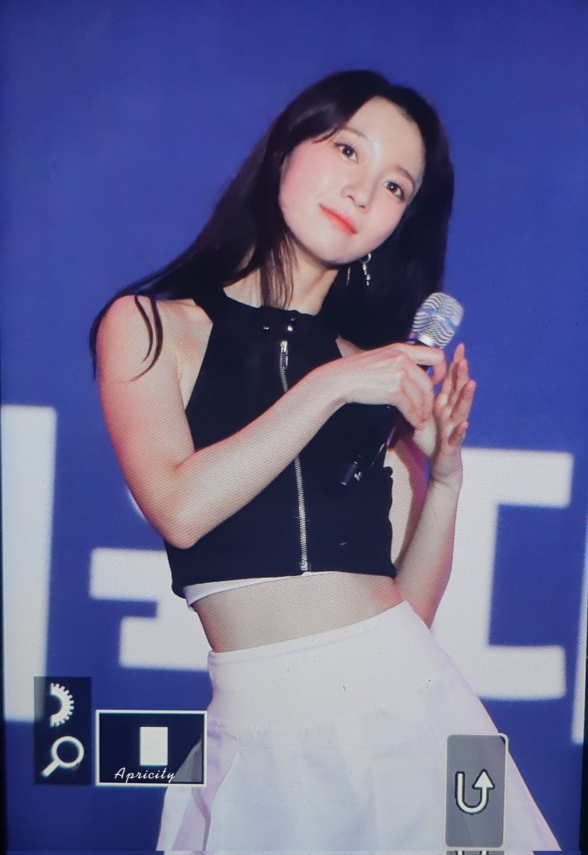 240419 경남도민체전 유빈 2
오랜만이야

#오마이걸 #OHMYGIRL 
#유빈 #YUBIN 
<a href="/WM_OHMYGIRL/">오마이걸 (OH MY GIRL)</a>