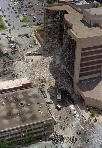 Smirklin's tweet photo. I heard the blast. Never forget. #MurrahBuilding #OKCBombing https://t.co/gGlsw0Hxfb