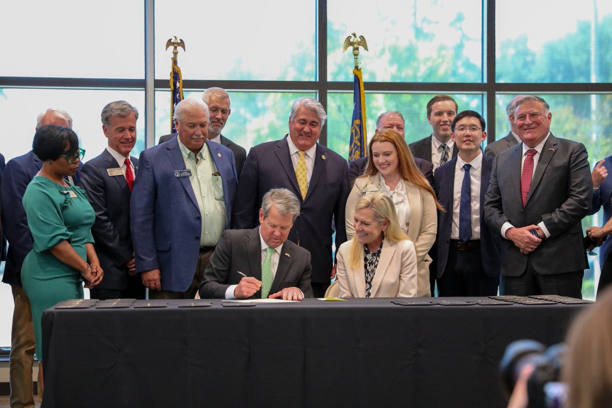 Yesterday, in Augusta, Speaker of the House Jon Burns and several House members joined Gov. Kemp as he signed House Bills 1015, 1021, 1023 and 581 into law. These tax cutting measures are estimated to return more than $1 billion to Georgia families. #gapol #gahouse