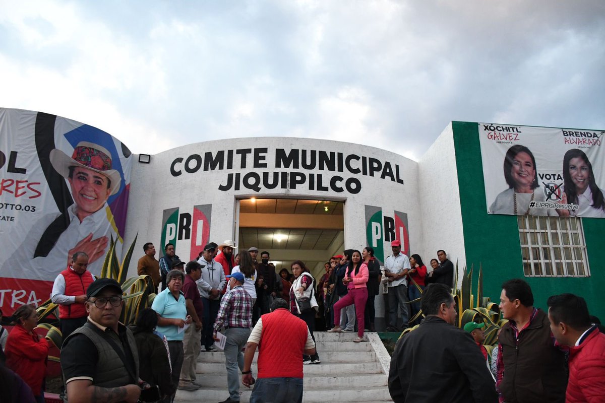 Bren_Alvarado's tweet photo. ¡Gracias, #Jiquipilco ! 🙏🏼✨
Ayer demostramos que la unión y el apoyo, es la fuerza que nos alienta a seguir adelante. Su participación es importante este 2 de junio, ¡vamos juntos al Senado! #BrendaSenadora #YoSíTeRepresento #LlegóElMomento https://t.co/4Gzzr3lqlr