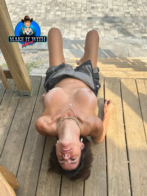 Morning me time. You are welcum to join.  https://t.co/KKwQdsuKFL https://t.co/HatRninOBU