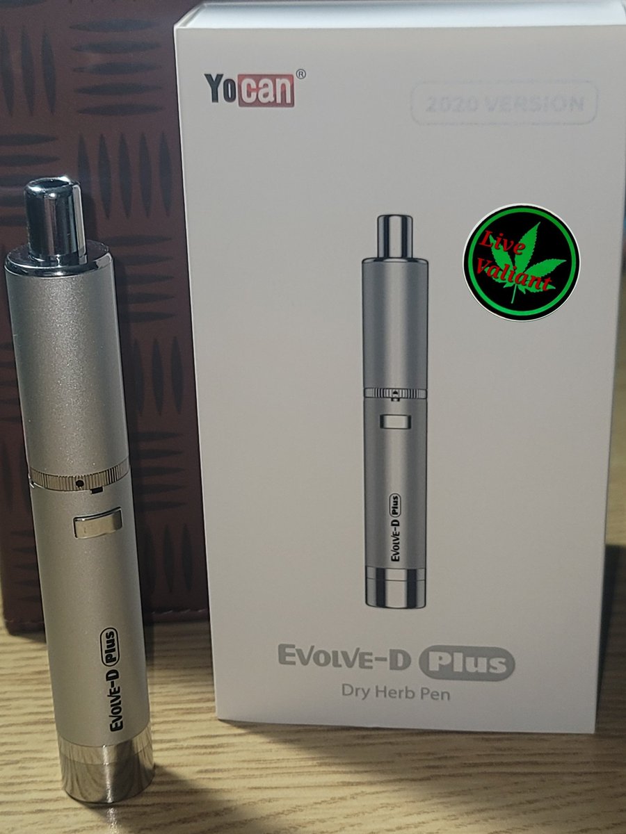 LvValiant's tweet photo. Enjoying the New Ganja Torch
Primed with Gelato from LA's Green Earth Collective
ππHappy Placeππ
#Cannabis is a blessing
#LAWeed https://t.co/tA59iN5KRB
