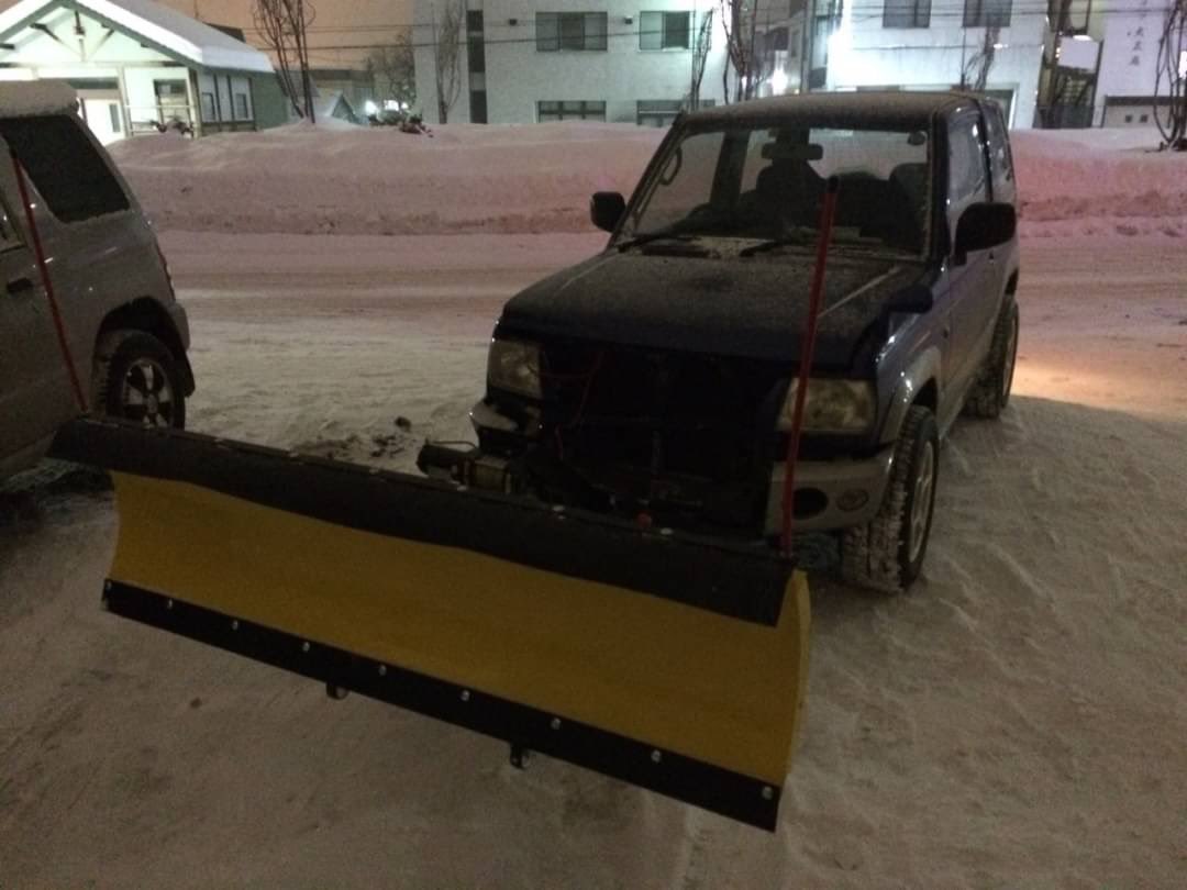 変な車屋もいるんですね。
昔作ったこれの方が使い道ある