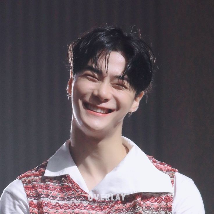 astroxlife's tweet photo. thank you for everything, binnie! you are such an amazing person and you are loved by many ❤️‍🩹🌙 1 year, we miss you and we love you, our moon!

#문빈_가수해줘서_고마워 https://t.co/bCeo8C9kfo