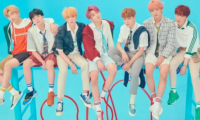 AboutMusicYT's tweet photo. BTS ranks at the best selling artist (by revenue) in Japan since 2019, earning more than $311M in the country. https://t.co/CrfmEd9RAf