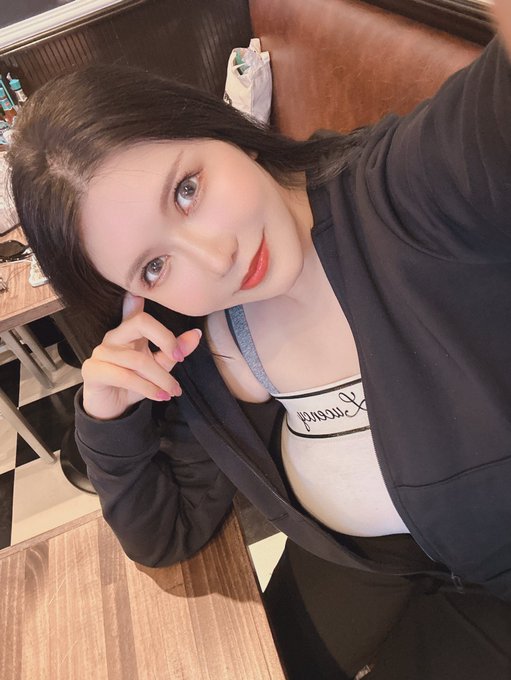 BLACK DIAMONDは劇的に進化中?
どんどん輝いてゆくよ?✨

今日も撮影最高だった！
#BLAMOND メンバー大好き❤ https://t.co/KoL74sy6Ns