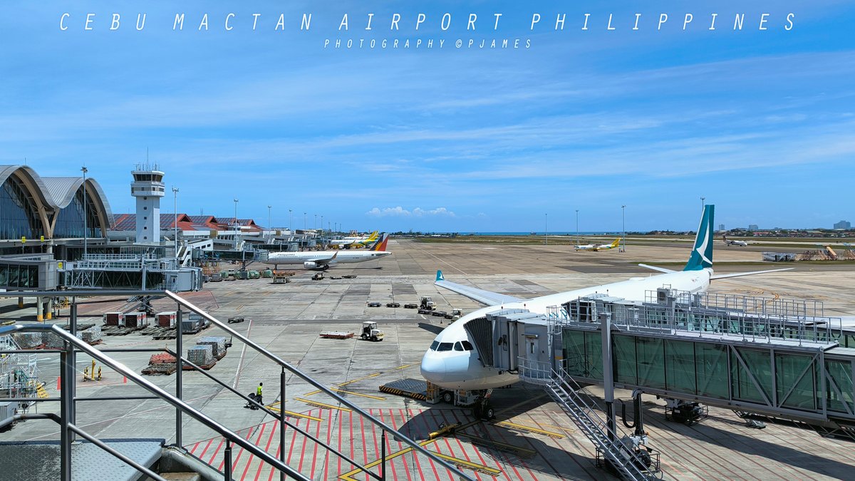 Travel Life Therapy: Sunny Blue Skies over the tarmac at @MactanCebuAirpt The Philippines; looking at @Airbus A330-300 getting prepped for Hong Kong #ThePhotoHour @cathaypacific #bantayanisland #bantayan #Philippines #Cebu #Airport #Xiaomi @TourismPHL #Travel #tourism #avgeek