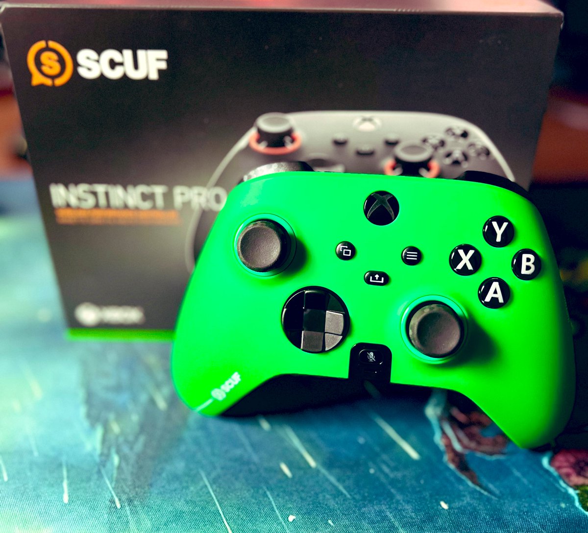 Looking forward to my first rounds in #HaloInfinite with my new Scuf controller, I love this color!😎 Saying goodbye to my Elite2 and Razer Wildcat as they retire - thanks for your loyal service.👋 #Gaming #Scuf #Xbox