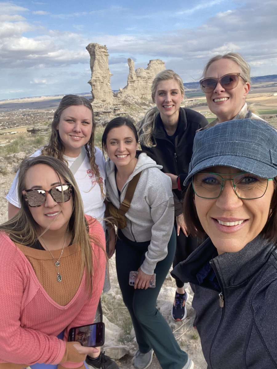 If you travel to Scottsbluff / Gering with me - you will be required to hike the monument 🥾☀️🪨@abbeycron @NDE_SPED