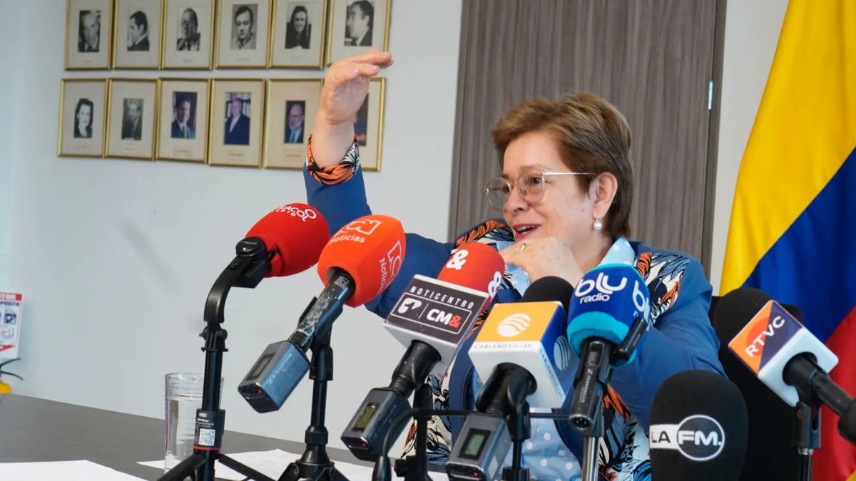 #ReformaPensionalYa | La ministra del Trabajo, Gloria Inés Ramírez, celebró el avance de la reforma pensional en el Congreso de la República, asimismo, fue enfática en decir que la reforma es inclusiva y garantista. 📸 @fabiansora08